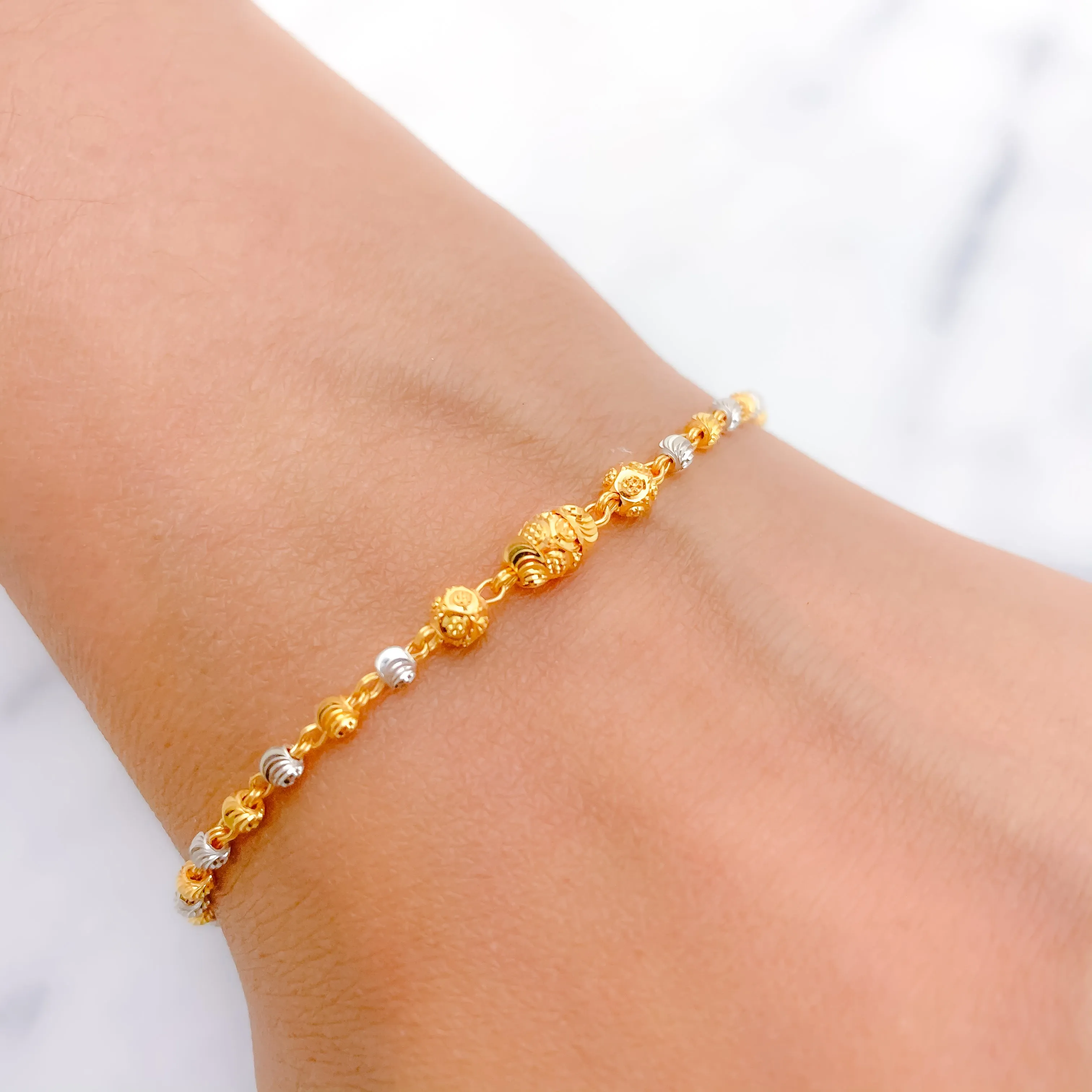 Beautiful Sleek Two-Tone Bracelet