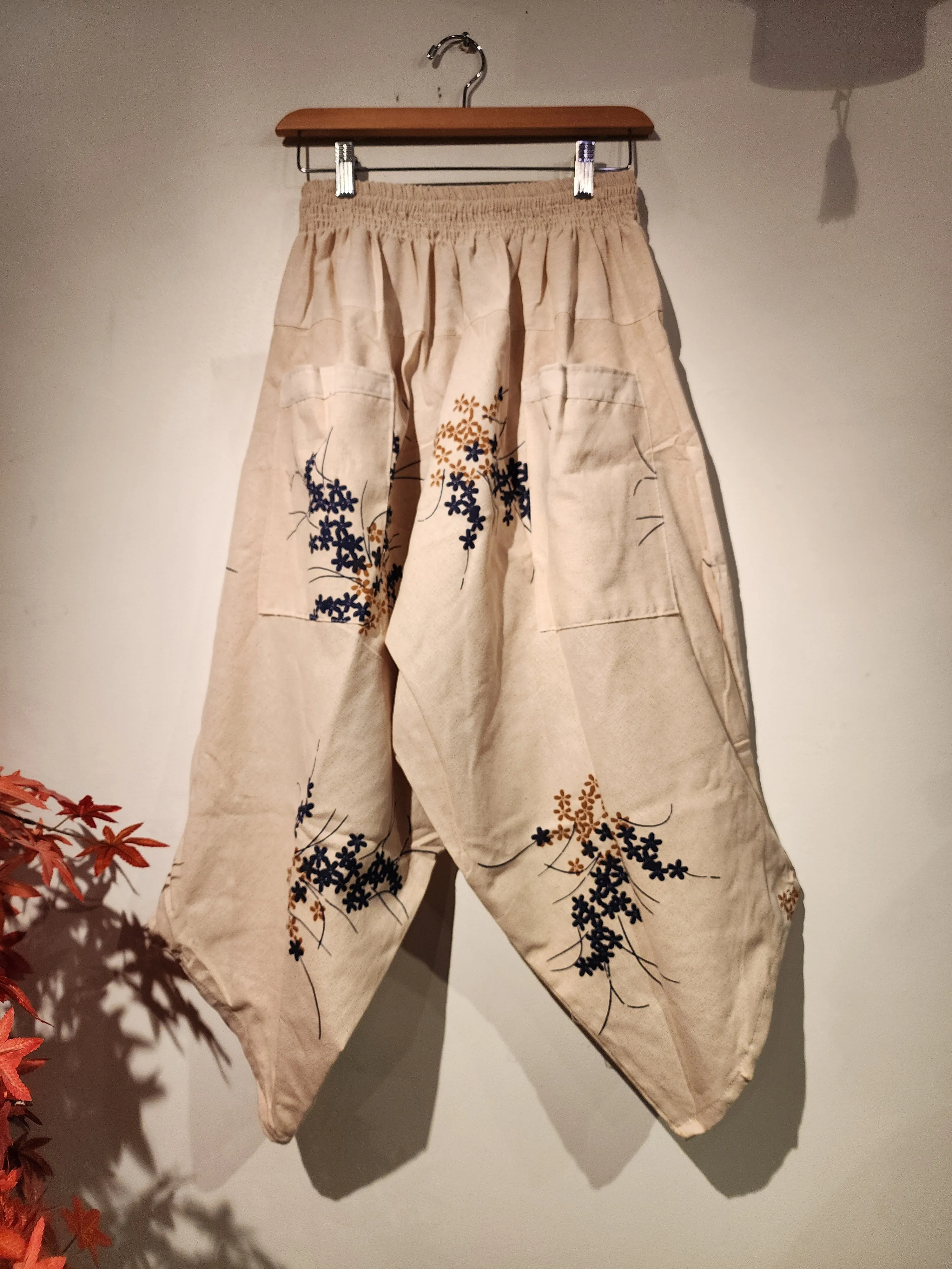 Blue Flowers Natural Elastic Waist Samurai Pants