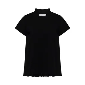 Classic Pleated Back T-Shirt in Black