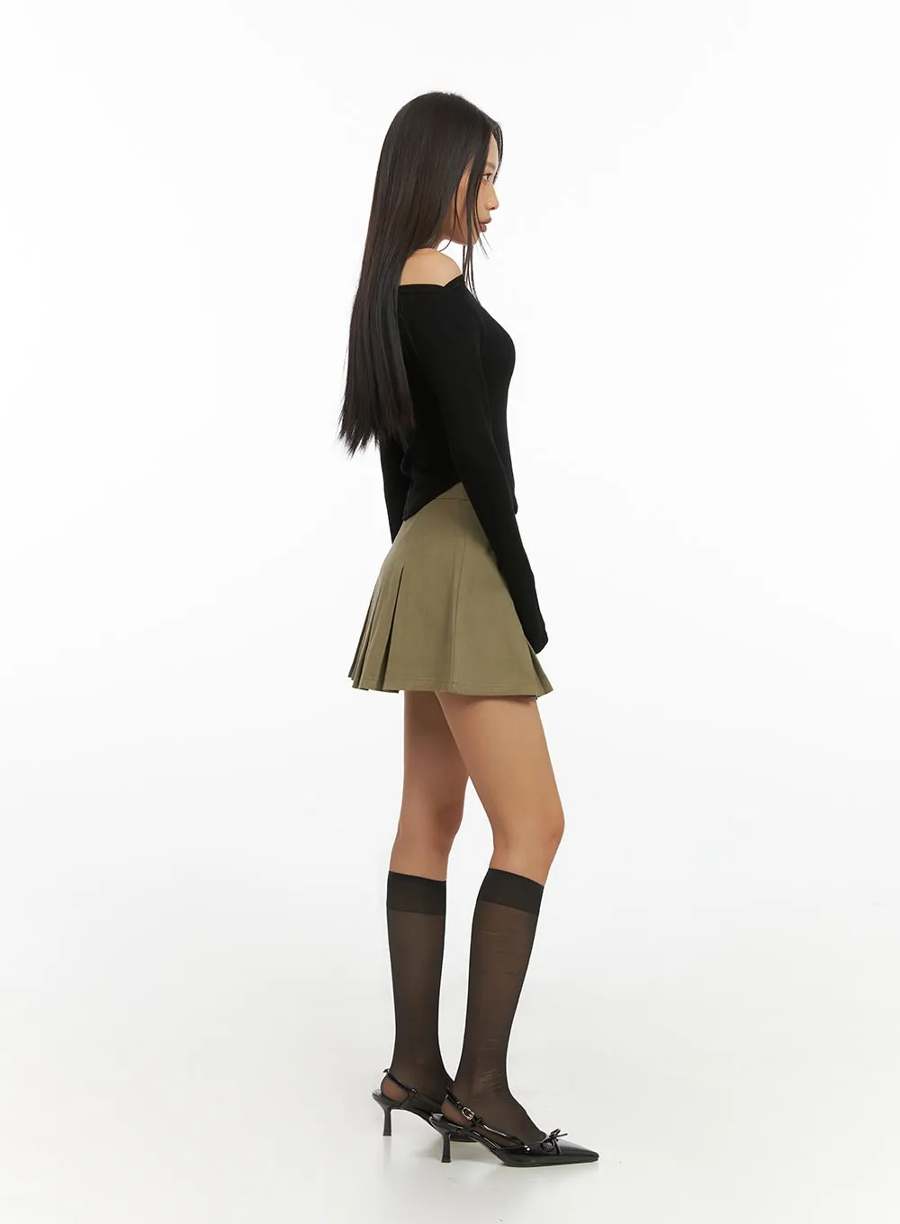 Cotton Pleated Solid Mini Skirt IS427