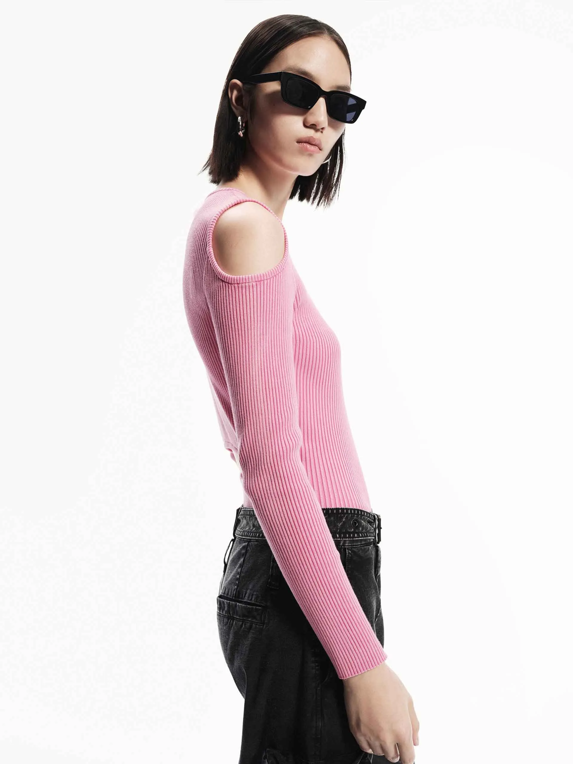 Cut Shoulder Knitted Sweater