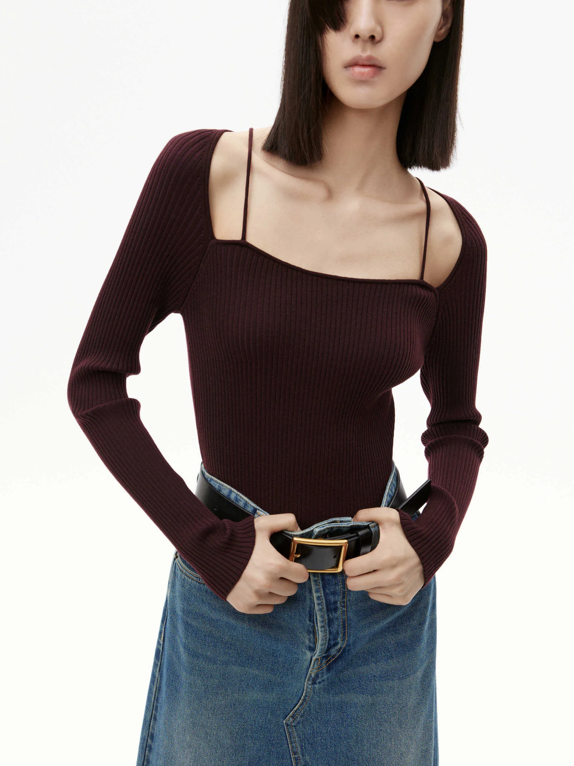 Fine Knitted Scoop Neck Top