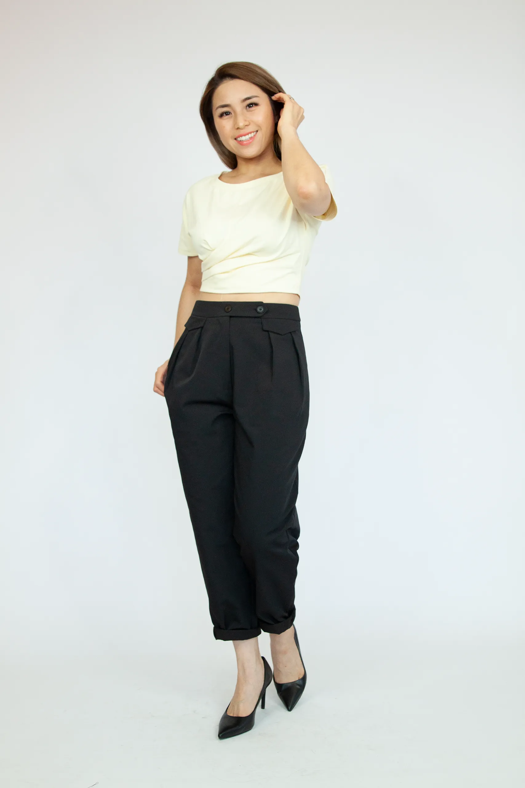 Pleated Crop Pants