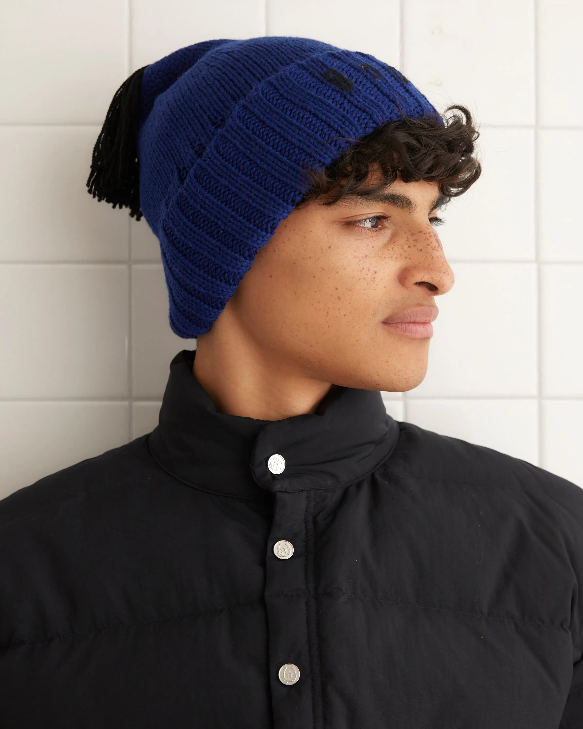 Roll-Up Tassel Beanie - Navy