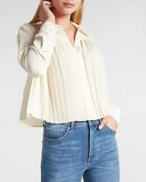 Solid Pleated Front Shirt in Swan